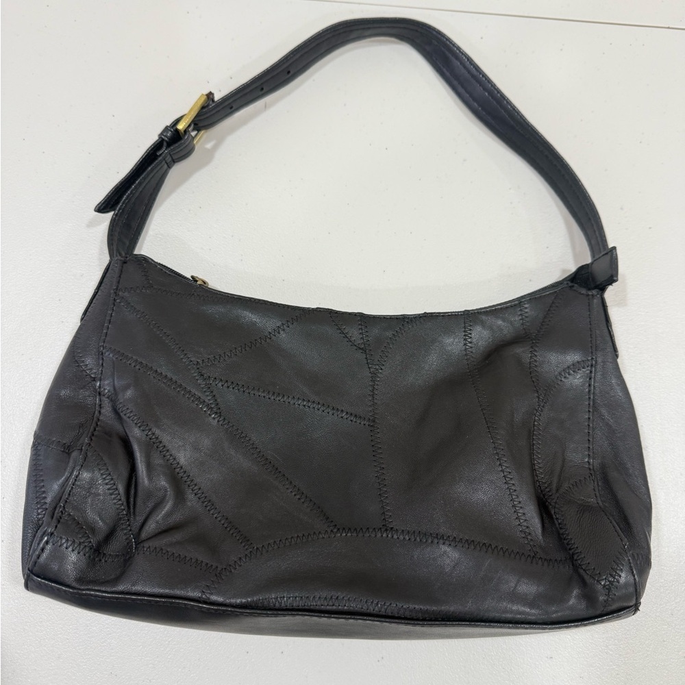Covington Womens Purse  Patches Shoulder Strap Zipper Bag